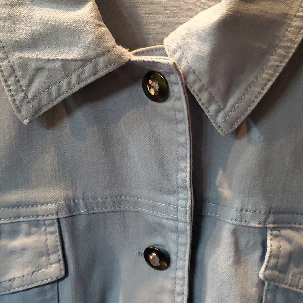 Jacket - Picture 2 of 7